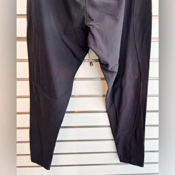 Men’s Under Armour Black Joggers - Picture 10 of 10